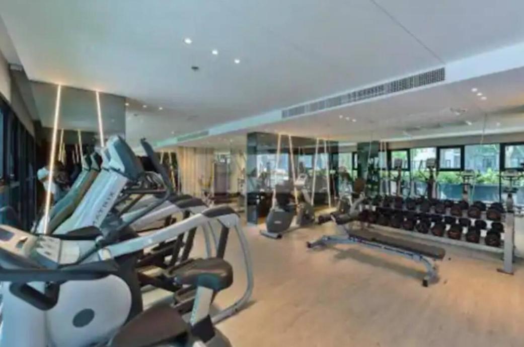 The Base Central Pattaya Quiet King-Bed With Infinity Pool & Free Netflix! Dış mekan fotoğraf